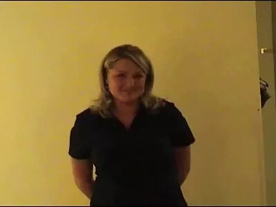 فتاة افلام راهبات سكس جميلة تحب الجنس في المرآب