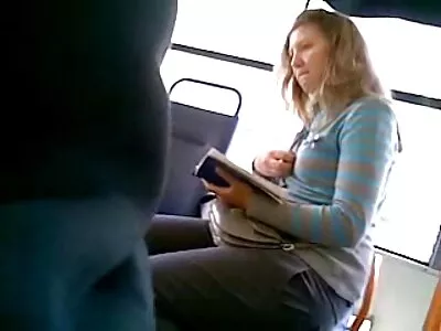 الأبرياء تبحث فاتنة كنزي ريفز الملاعين أخيها في الهواء الطلق راهبات اباحي