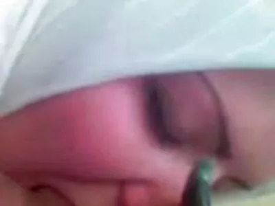 رشيق سمراء يحصل لها العصير الثدي cumsprayed بعد اللعنة سكس راهبات مترجم عربي الثابت