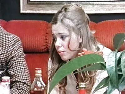 أحمر فيلم سكس الراهبات الشعر مثير أريا كارسون يعطي اللسان ويحصل مارس الجنس من قبل صديقها
