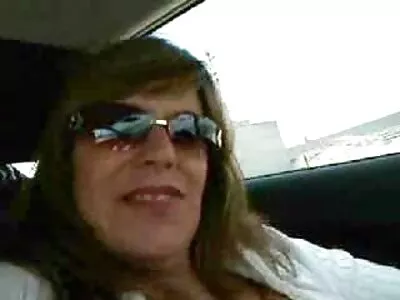 Casca Akashova تلعب فلم سكس راهبات مع بوسها الرطب يقطر
