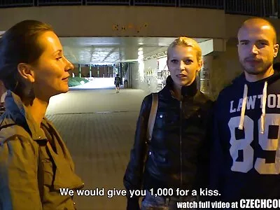 ينحني Arietta مقاطع سكس راهبات Adams ويحصل على أسلوب الكلب المقصف