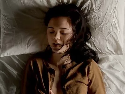 وضع الأحمر القرمزي في افلام راهبات سكس مكانه مع ديك ضخمة