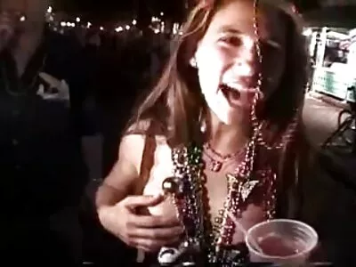 كاتيا رودريغيز لديها مجموعة من سكس راهبات مترجم عربي ثلاثة أشخاص لطيفة مع زوجة أبيها بصورة عاهرة