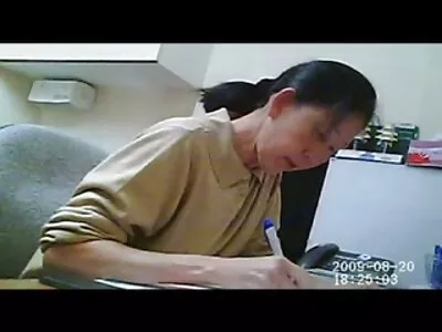 عاليه حديد تحصل على سكس راهبات مترجم عربي كرات عميقة بعد إعطاء رأسها