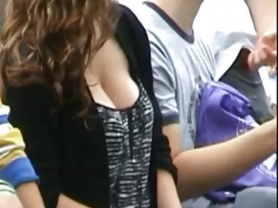 شقراء Angelika Grays تمارس سكس راهبات مترجم الجنس ويحصل على نائب الرئيس في فمها