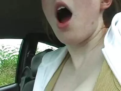 نحيل الأبنوس الكلبة deepthroats عشرة الديوك راهبات سكسيات الصلبة في وقت واحد