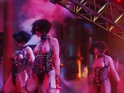امرأة رائعة تحب الجنس أثناء النهار سكس اجنبي راهبات